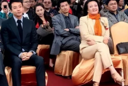 张兰穿绿衣服爆料视频