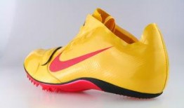 最新钉鞋爆料图片,科技与时尚的完美融合，引领运动潮流新风向”