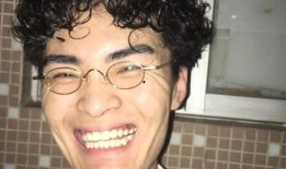 正能量哥爆料是谁啊视频,“是谁啊”视频背后的神秘人物