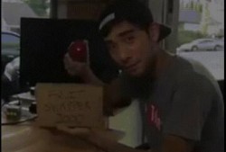 爆料缅甸大爷是谁啊视频,网络红人背后的故事